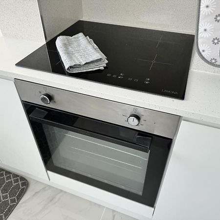 فيلا Modern 3-Bed Hideaway Near Westgate With Parking كانتربيري المظهر الخارجي الصورة