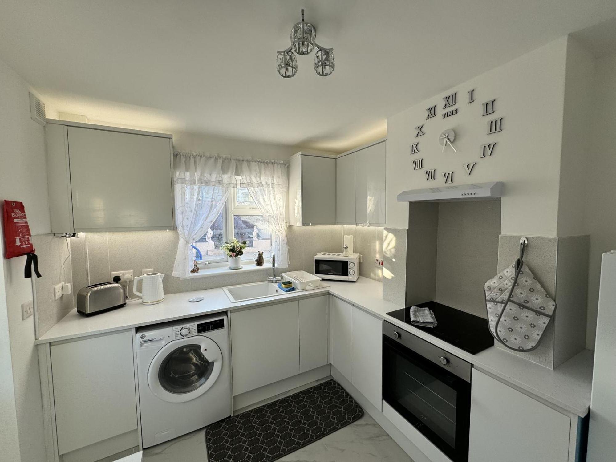 فيلا Modern 3-Bed Hideaway Near Westgate With Parking كانتربيري المظهر الخارجي الصورة