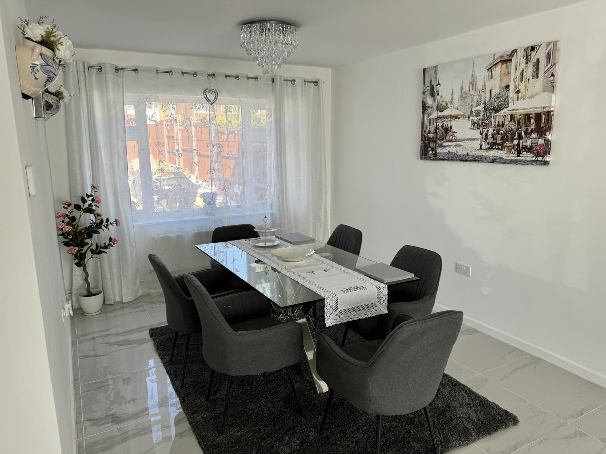 فيلا Modern 3-Bed Hideaway Near Westgate With Parking كانتربيري المظهر الخارجي الصورة