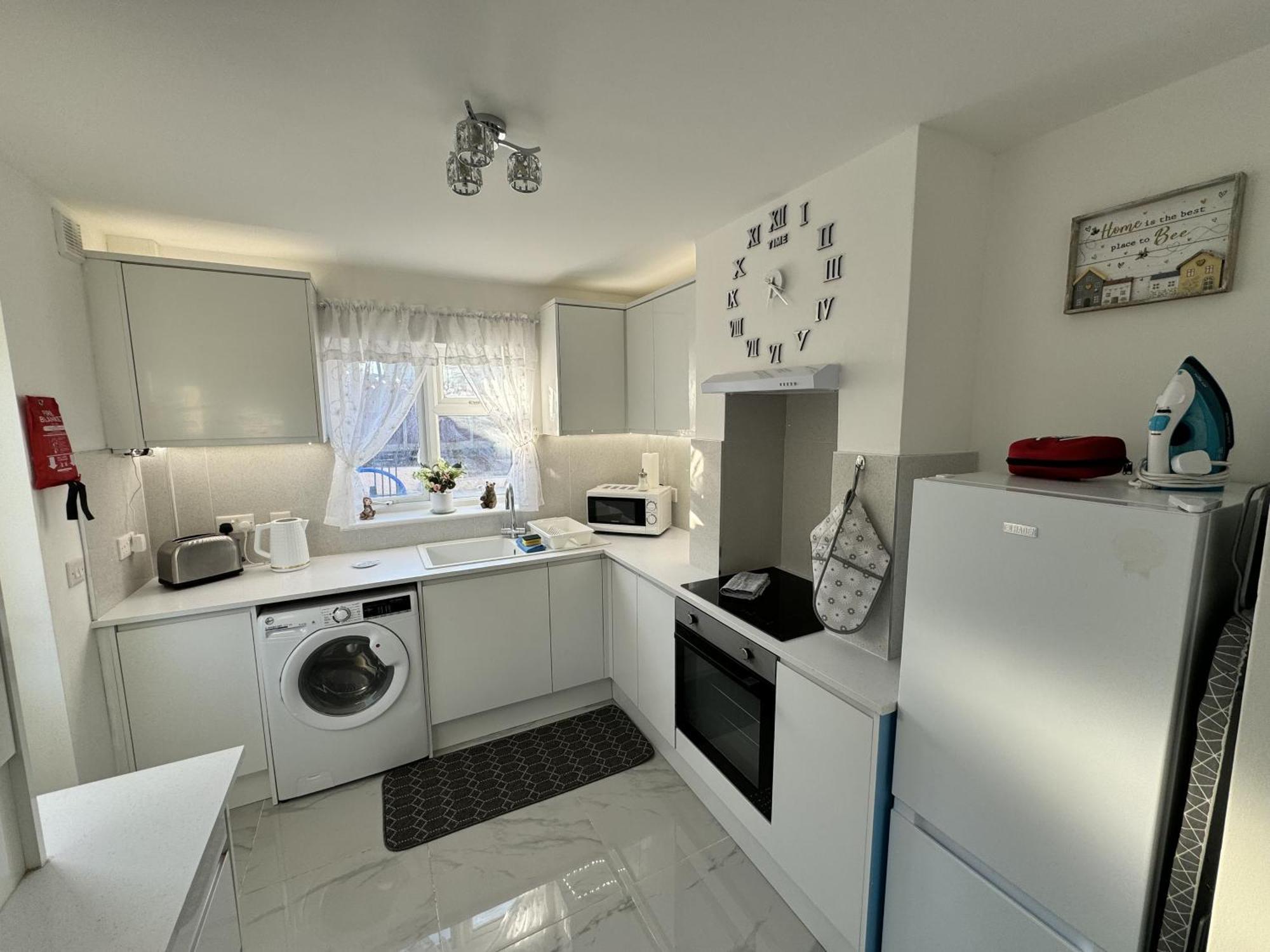 فيلا Modern 3-Bed Hideaway Near Westgate With Parking كانتربيري المظهر الخارجي الصورة