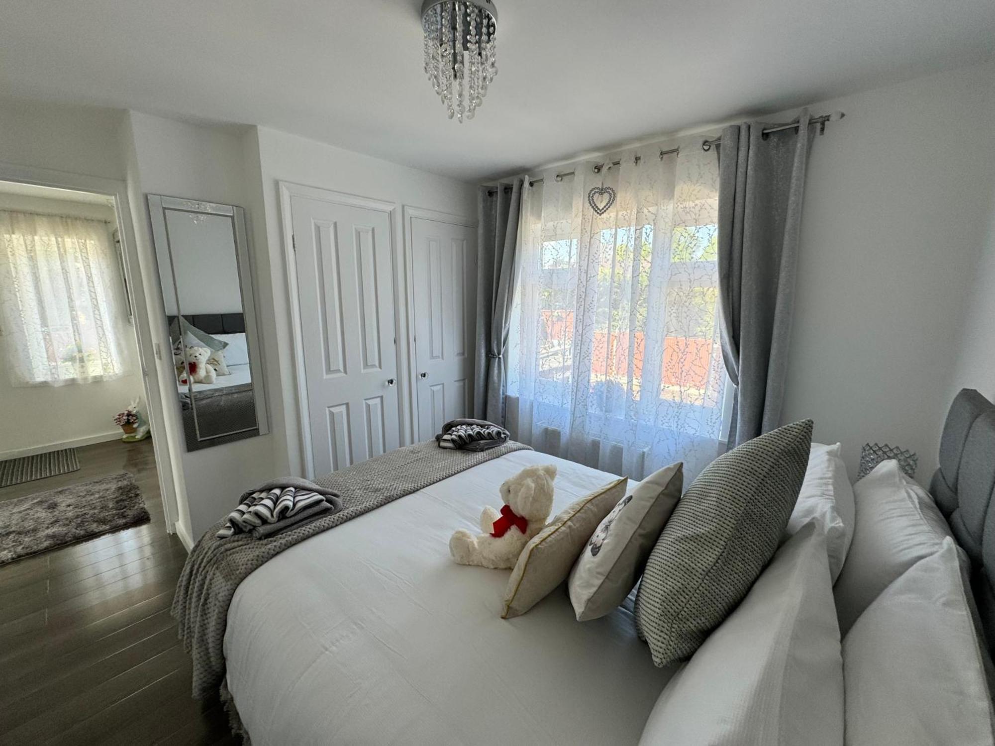 فيلا Modern 3-Bed Hideaway Near Westgate With Parking كانتربيري المظهر الخارجي الصورة