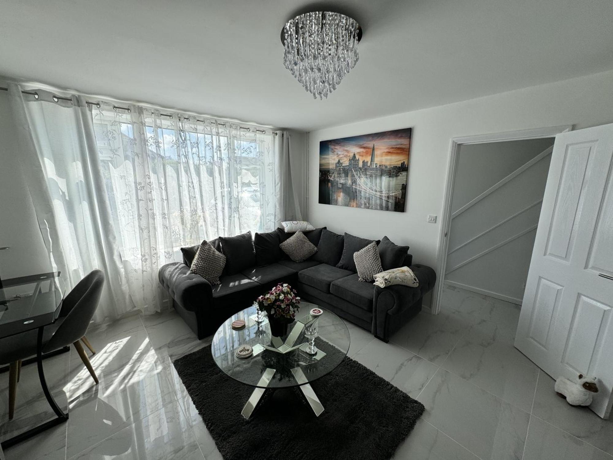 فيلا Modern 3-Bed Hideaway Near Westgate With Parking كانتربيري المظهر الخارجي الصورة
