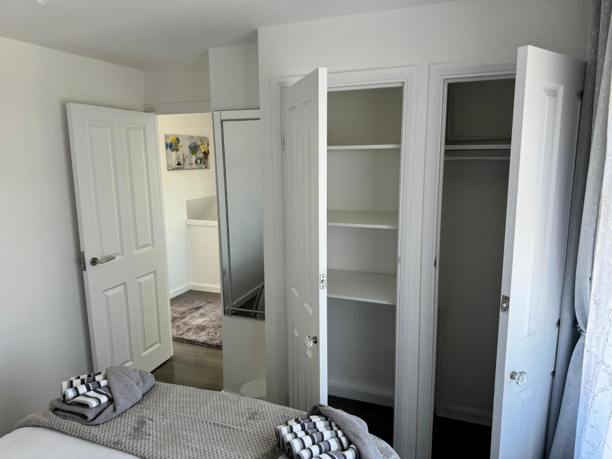 فيلا Modern 3-Bed Hideaway Near Westgate With Parking كانتربيري المظهر الخارجي الصورة