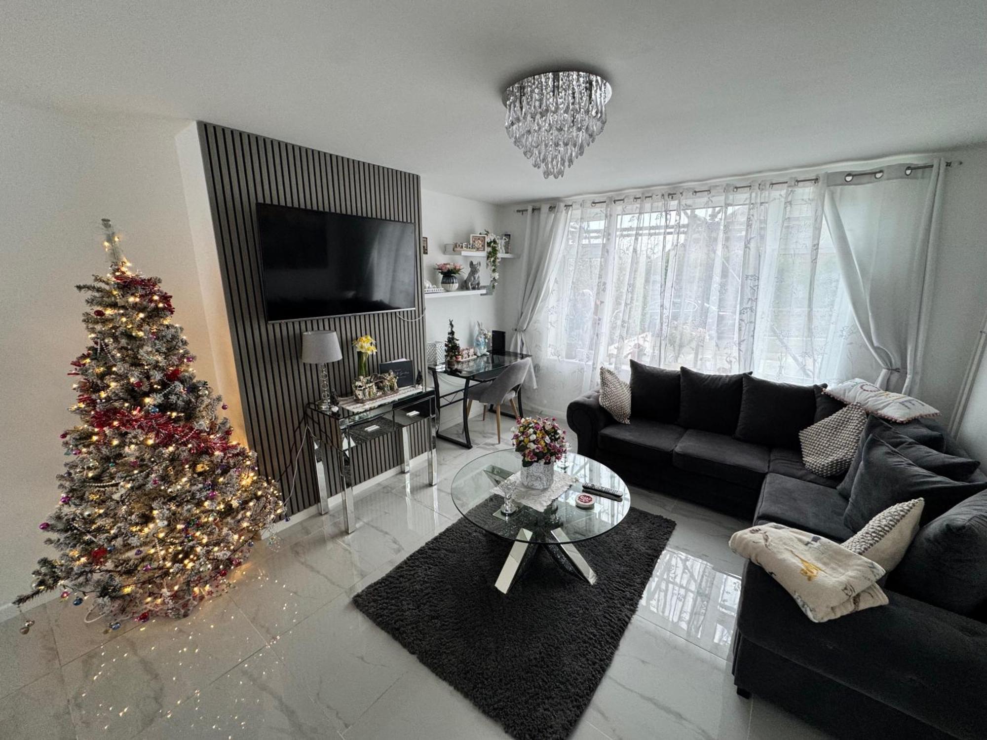 فيلا Modern 3-Bed Hideaway Near Westgate With Parking كانتربيري المظهر الخارجي الصورة